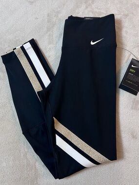 Nike performance leggings size XS - NWT